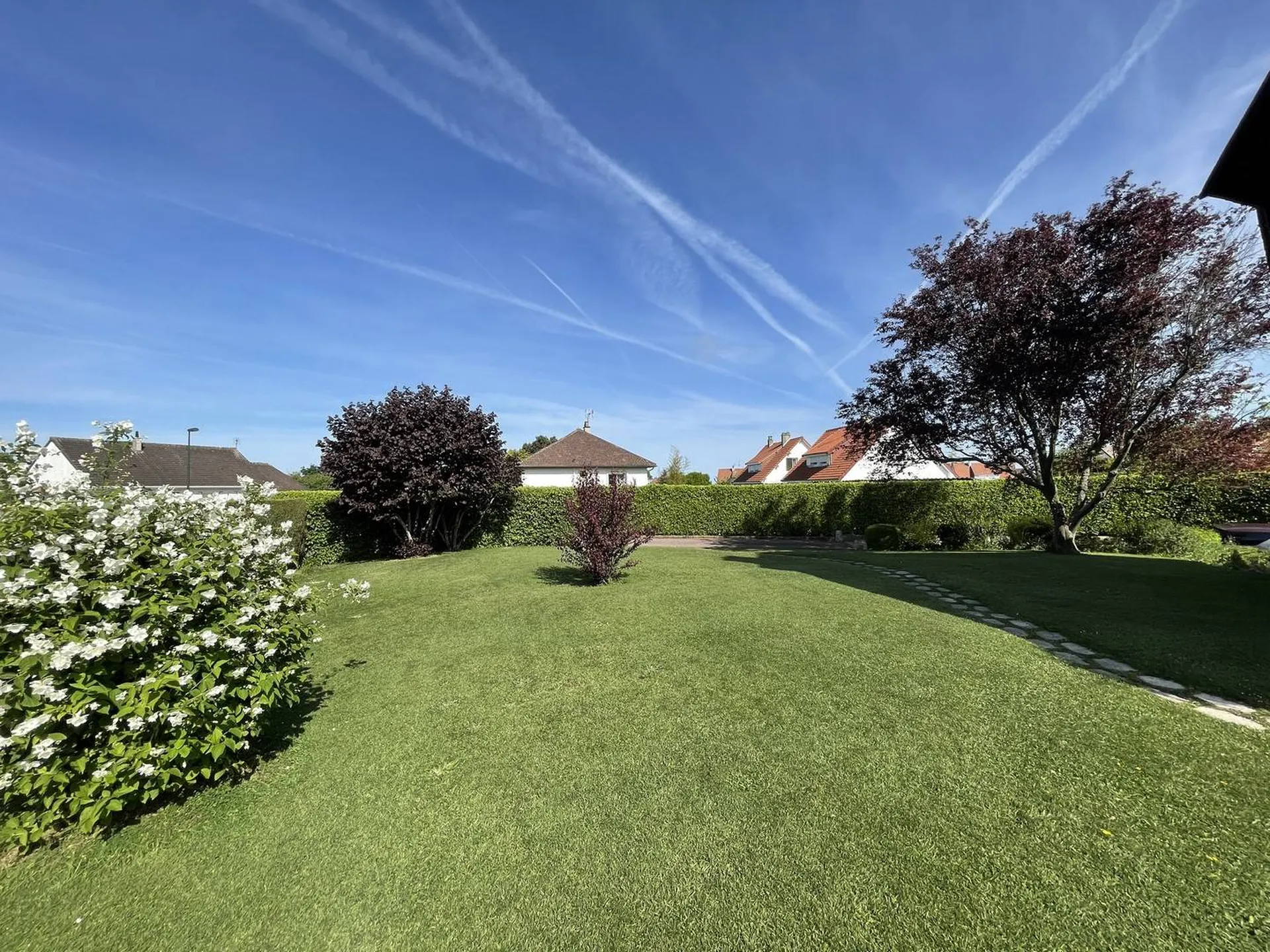 Vends Maison traditionnelle avec 1253m² de jardin et proche de la mer, Normandie, 76