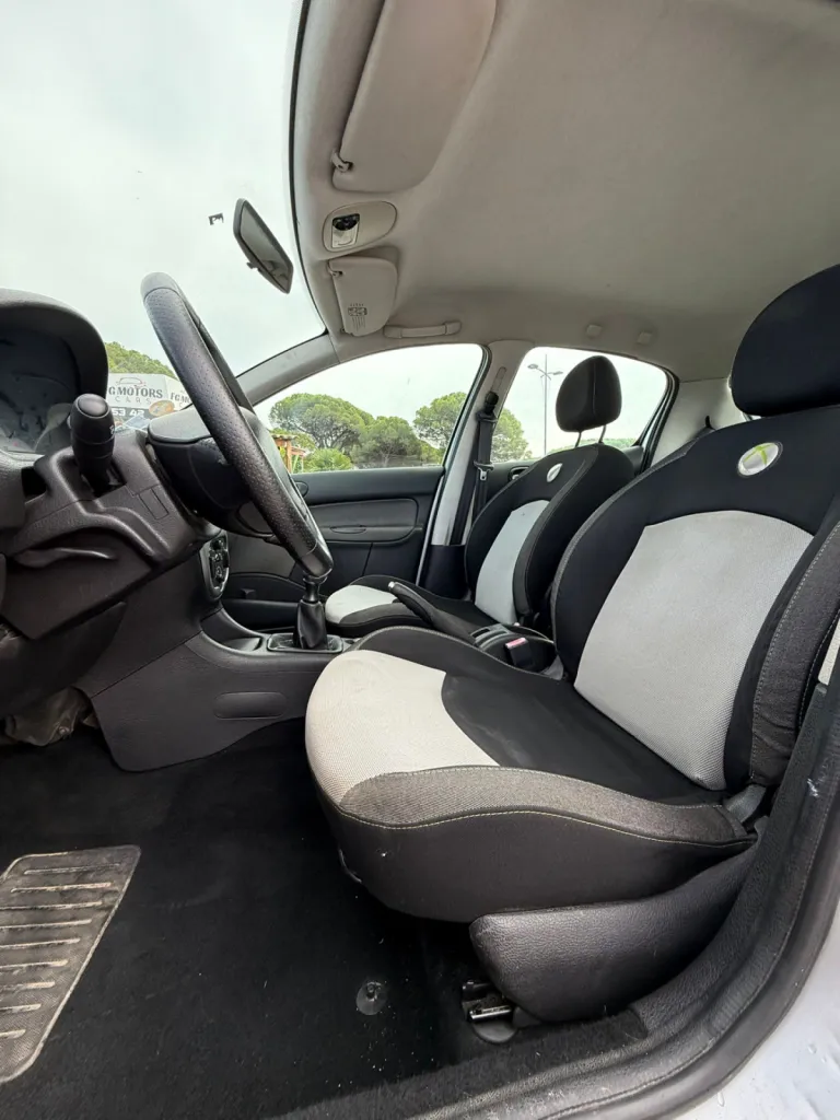 PEUGEOT 207 1.4 HDI 70 XBOX 360 5 PORTES