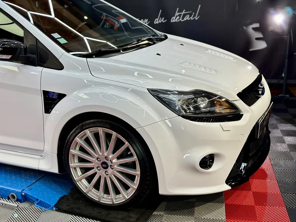 rénovation carrosserie lyon spécialiste du traitement céramique ouest lyonnais 