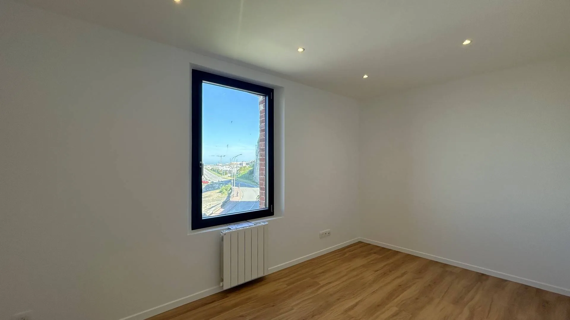 à DIEPPE  maison de pêcheur face au port, vue idéale sur le chenal, 76 Normandie