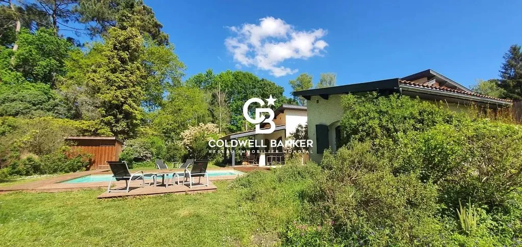 Belle maison familiale rénovée avec parc 1 hectare et étang à 15 km Bordeaux - Pessac