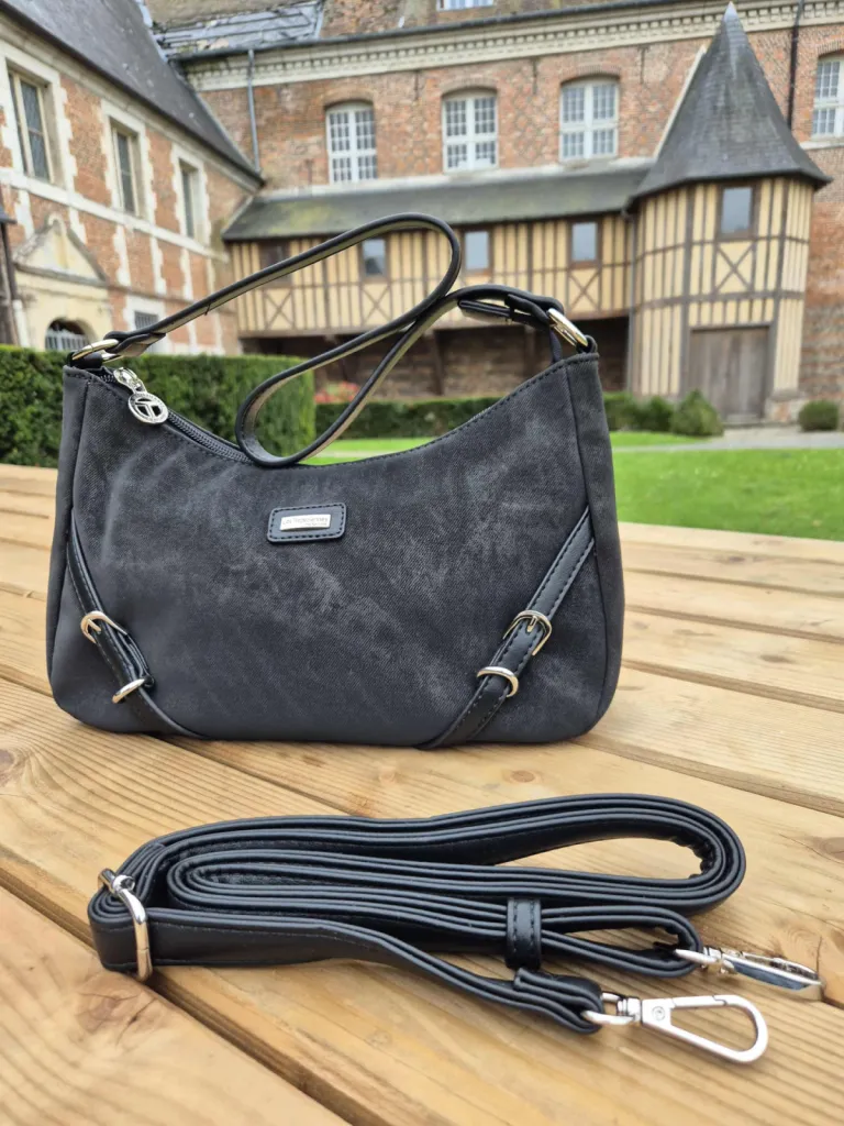 Sac les Tropéziennes noir disponible chez Evasion Eu