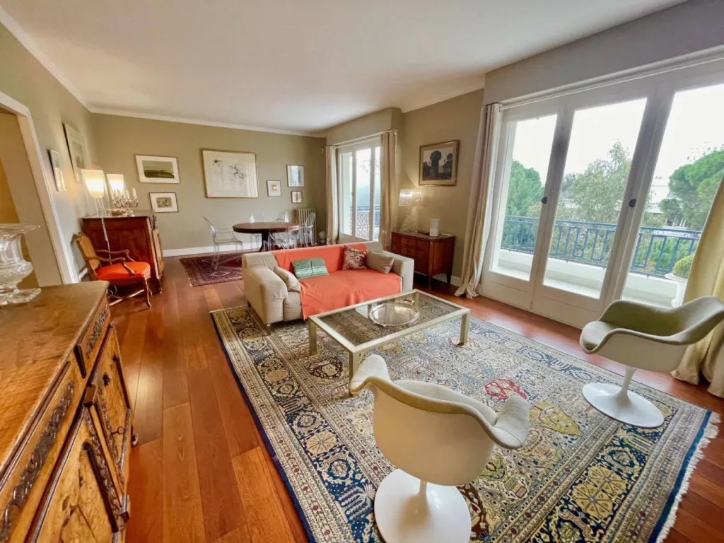 Vendu Bel appartement Darchand rénové Le Bouscat  