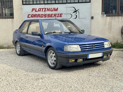 Une icône des années 90 la Peugeot 309 GTI 16 chez Platinum Carrosserie proche d’Aubagne et de Marseille