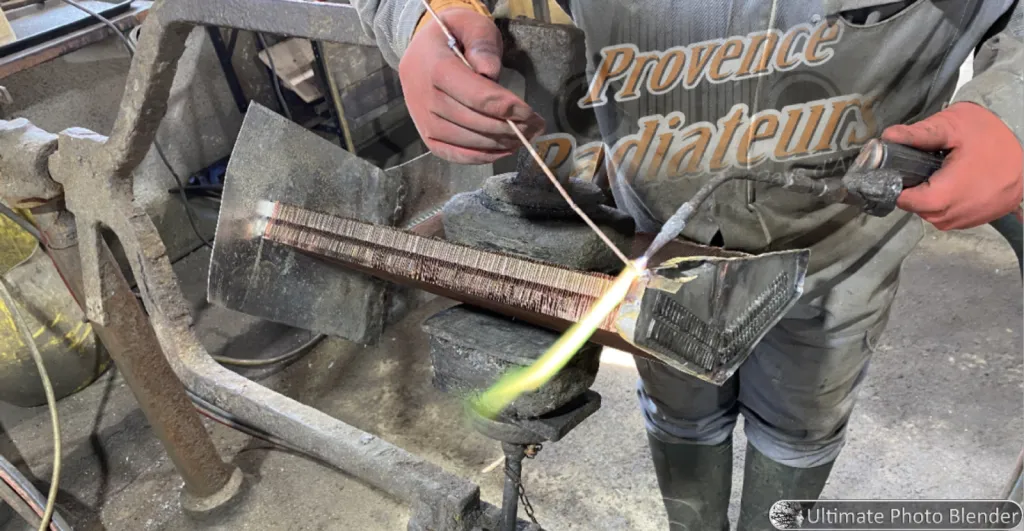 Soudure pour fabrication au modèle d'un radiateur en PACA.