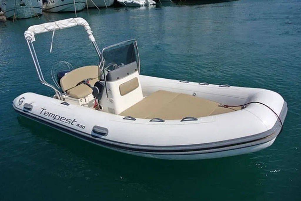 location bateau sans permis Porquerolles