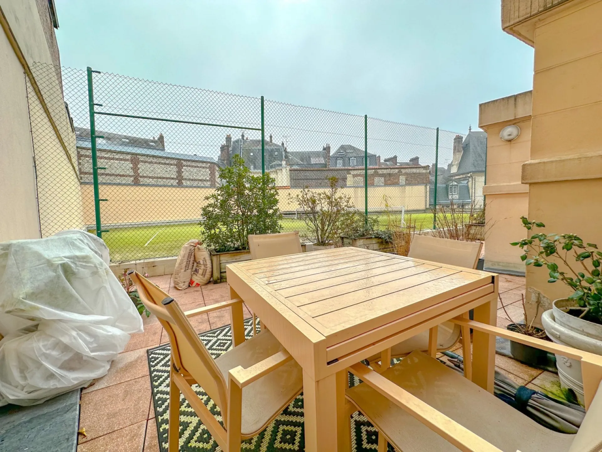 TERRASSE PRIVATIVE