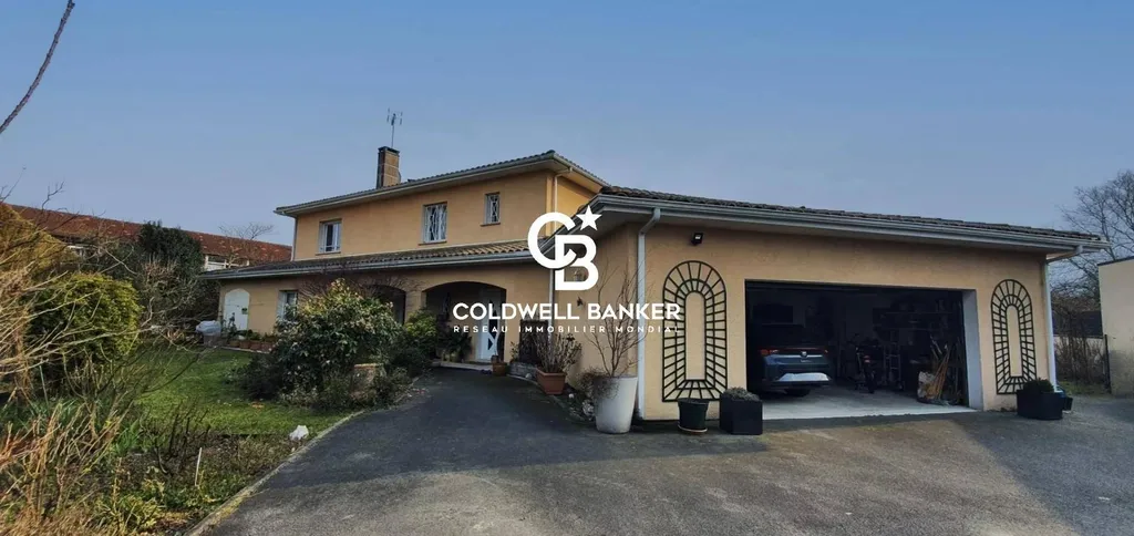 Maison familiale avec grand jardin et piscine – Blanquefort