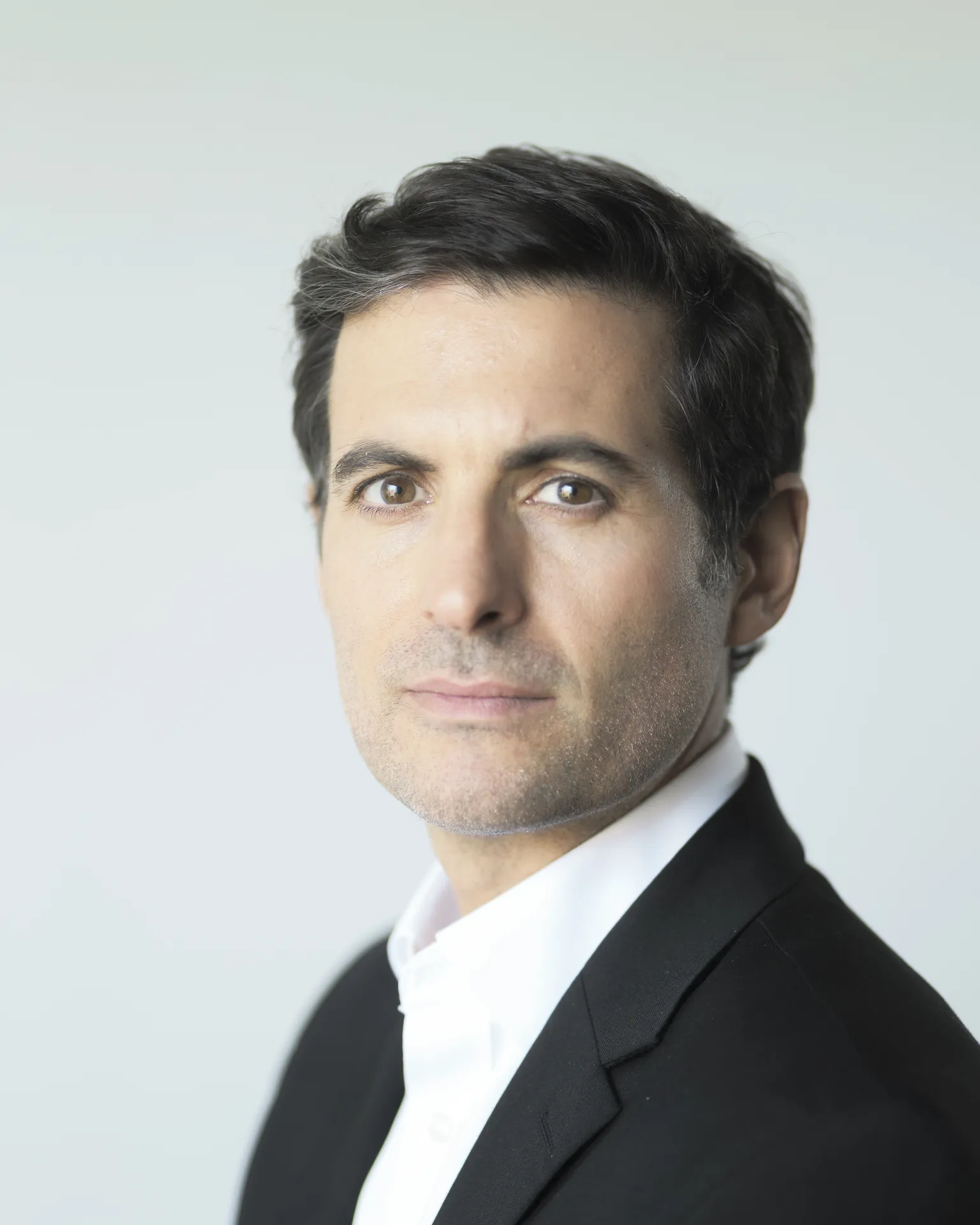 Abogado penalista Marsella  Abogado español en Marsella  Me Cyril Lubrano-Lavadera  Defensa penal Francia  Abogado bilingüe Marsella  Bufete de abogados Avocatia