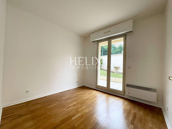 Appartement Le Vésinet-centre 3 pièces 67 m2 avec jardin privatif