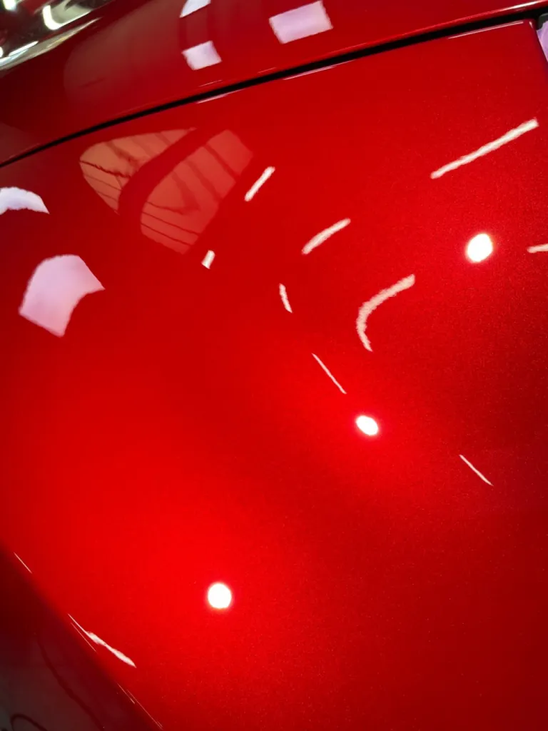 Pose d’un film de protection Ppf Xpel sur Tesla Model 3 à Antibes dans les Alpes-Maritimes.