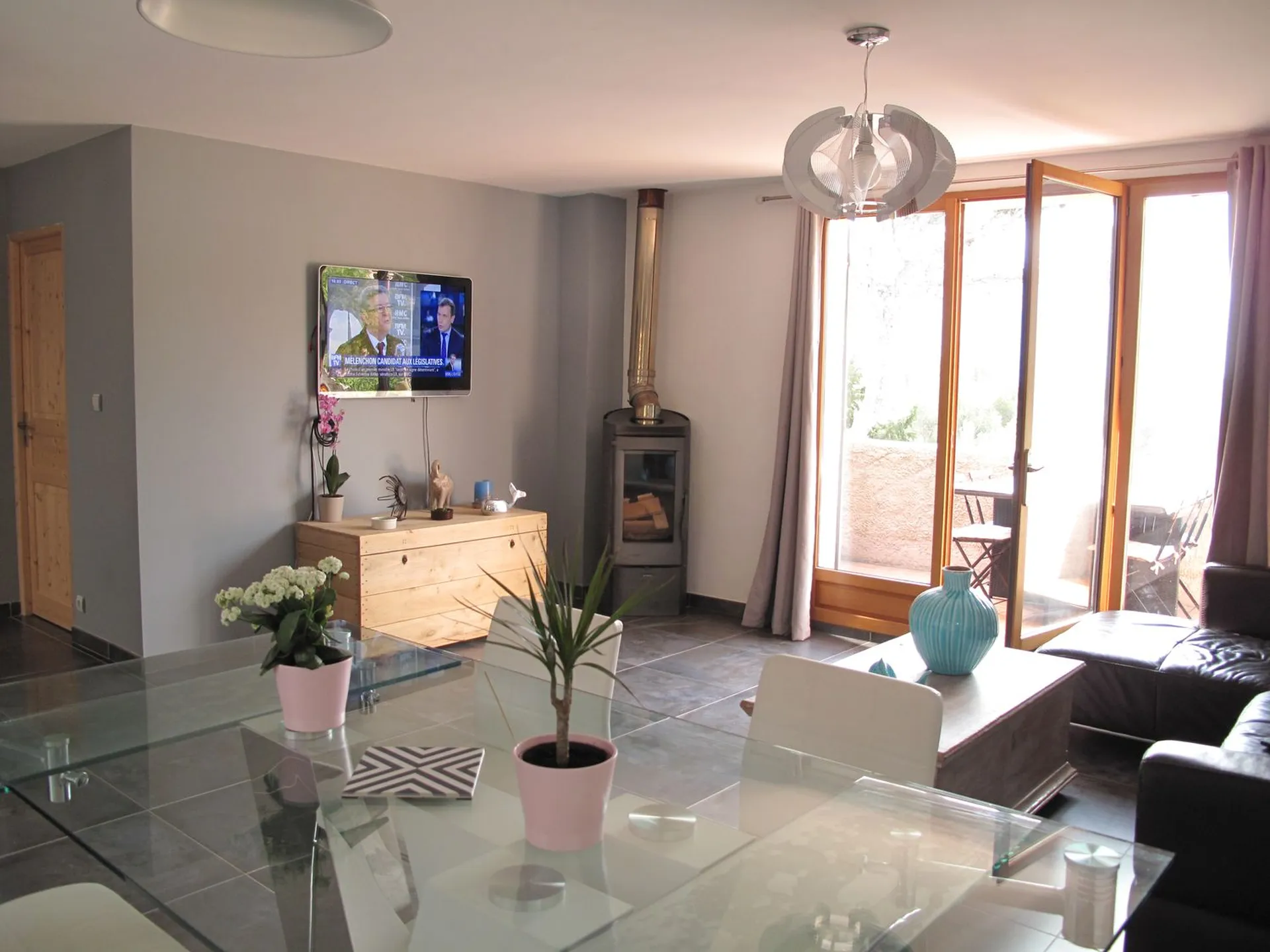 Cassis vente type 4 avec jardin et garage