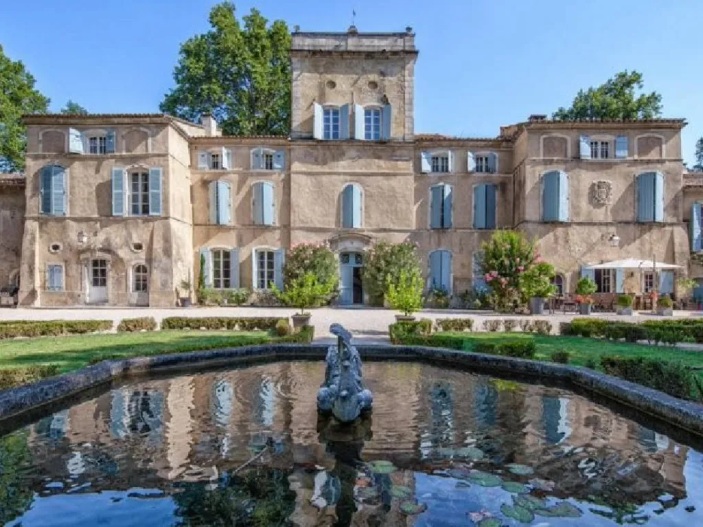 Tourisme - Evénements Lamotte du Rhône Chateau des barrenques