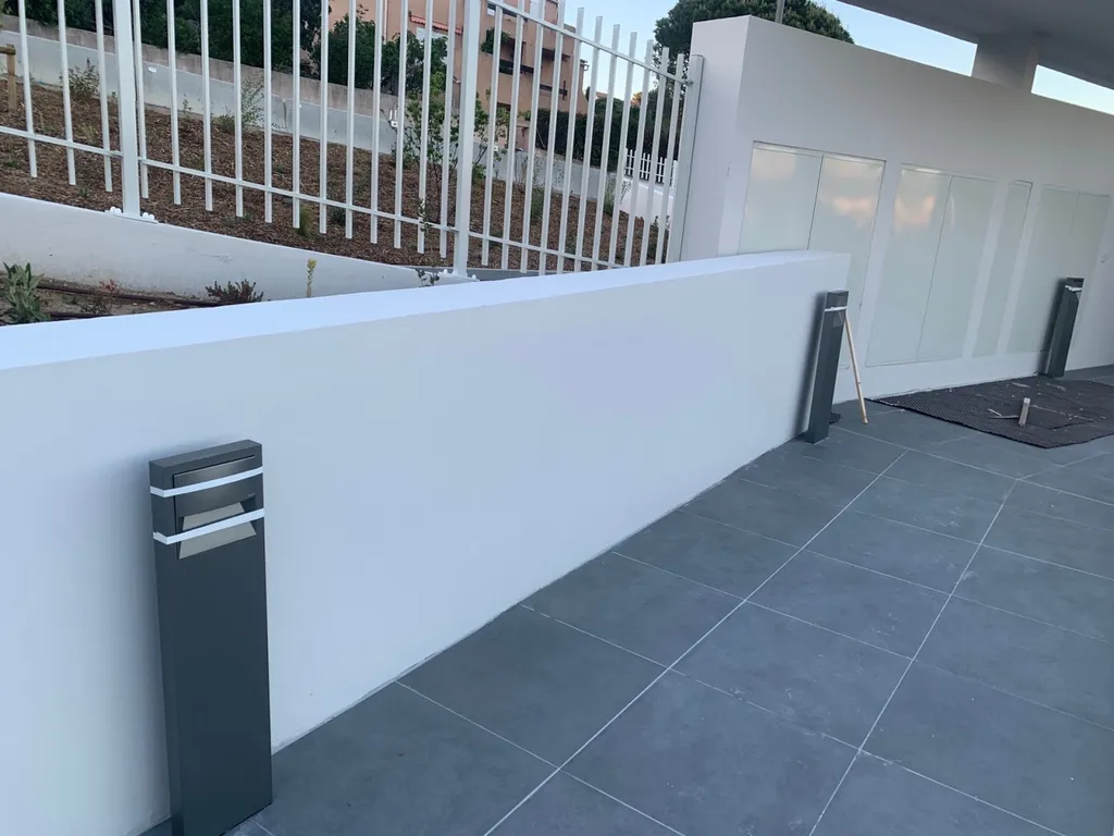 Réalisation d'un éclairage d’une allée accès PMR à la Ciotat