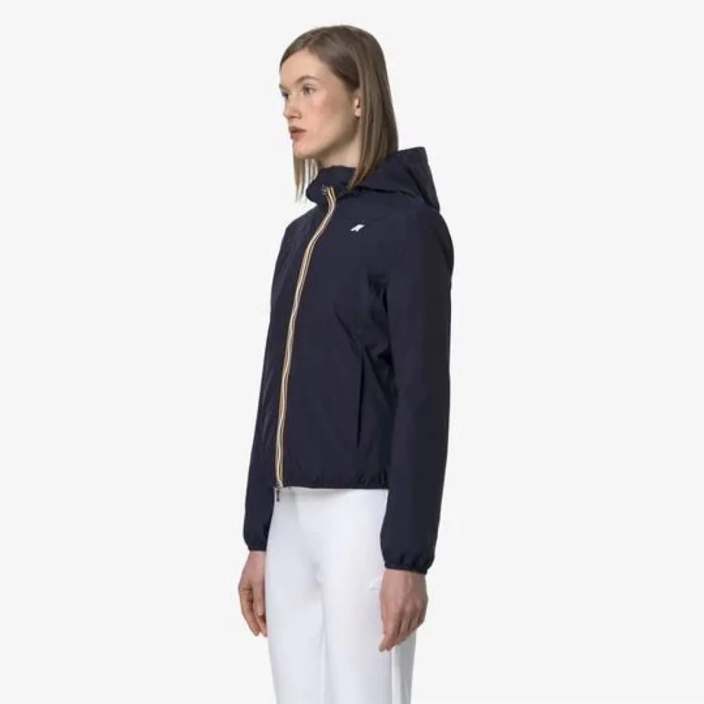 Veste mi-saison Lily Stretch Poly Jersey Blue Depth chez Urban Chic à Dieppe en Normandie