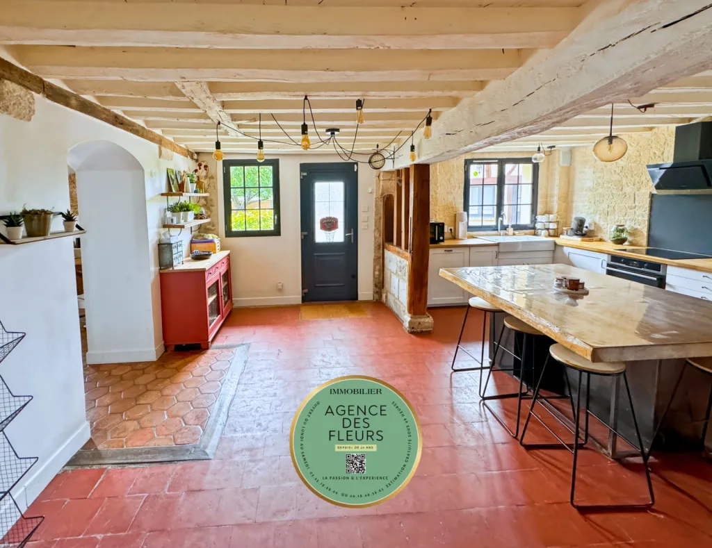 A vendre magnifique propriété de 172 m² habitables édifiée sur 781 m² de terrain sur la commune de FRENEUSE 76410