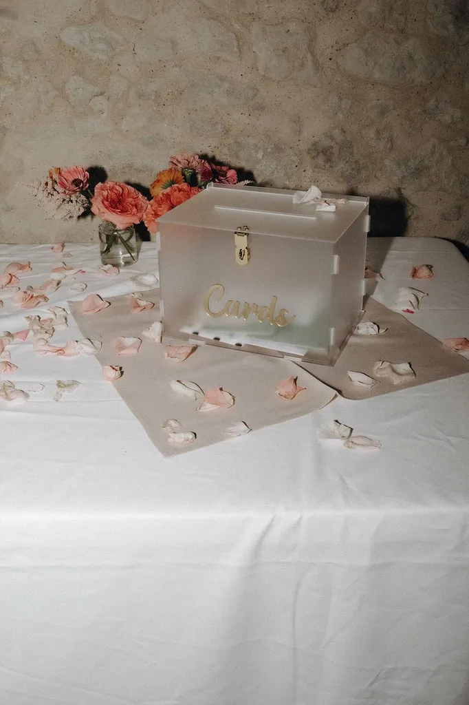Camille et Simon : Un mariage coloré et festif au Domaine de Mahourat en Gironde - Les Mariages de Mademoiselle L - Angel's Lovers