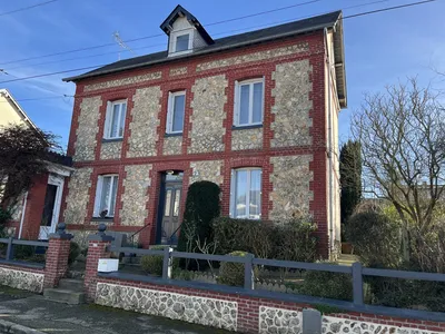 Superbe maison  de Maître viable de plain pied, à vendre, en centre ville d'Yvetot 76190