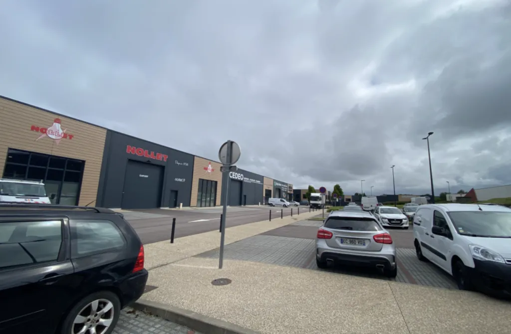 MONTIVILLIERS - Locaux d'activités de 270 m2 - EPAVILLE