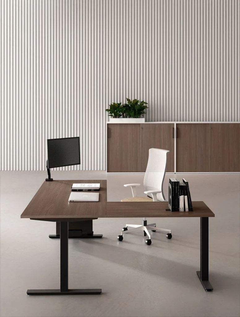 Bureau d'angle réglable en hauteur - WINGLET de BRALCO à Marseille