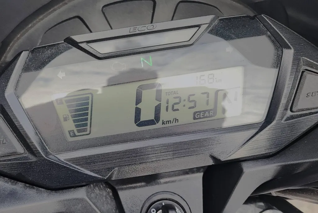 HONDA CB125 F DU 02/2024 AVEC 180 KM.