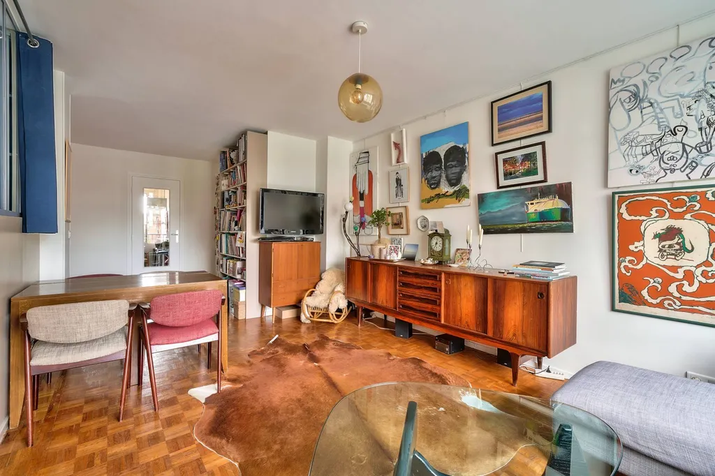 A vendre 3 pièces dans un immeuble semi récent à Paris 75017