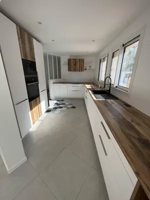 Rénovation de cuisine métamorphose pour une maison familial par architecte d'intérieur à Bouc-Bel-Air