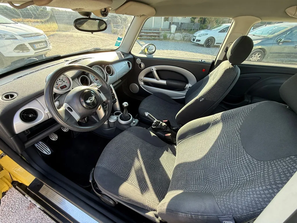 MINI COOPER 1.6 115CV JAUNE 3 PORTE 