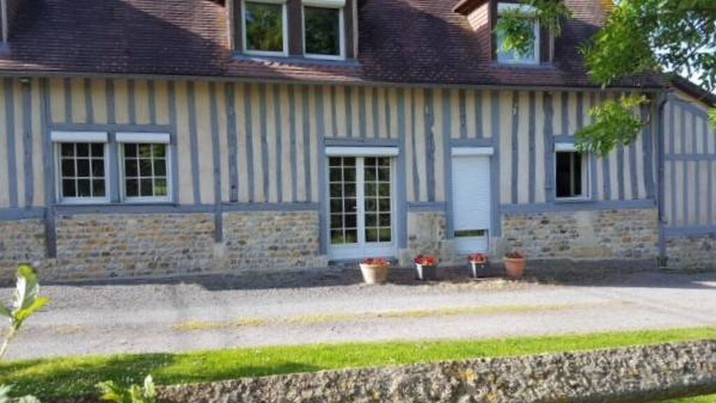 Maison de campagne proche commerces