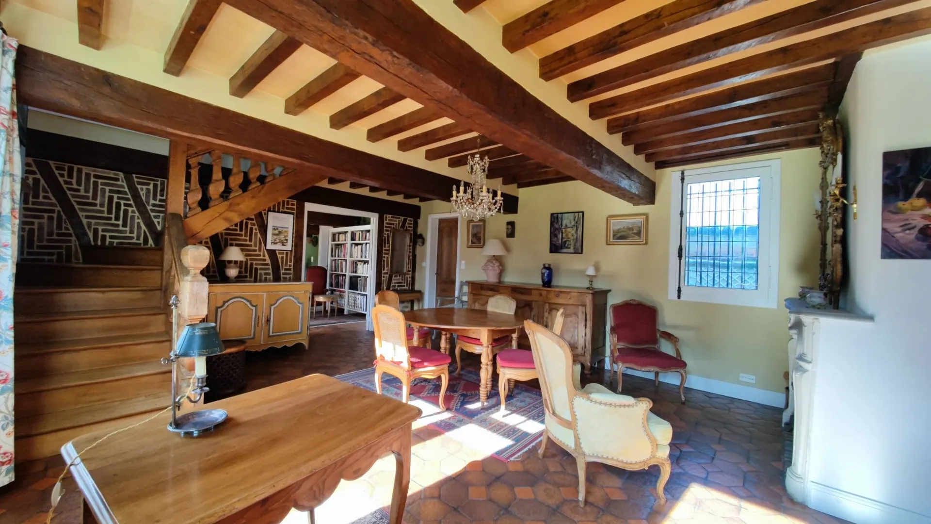 Vends propriété de caractère au calme d'un bourg proche de Forges-les-Eaux