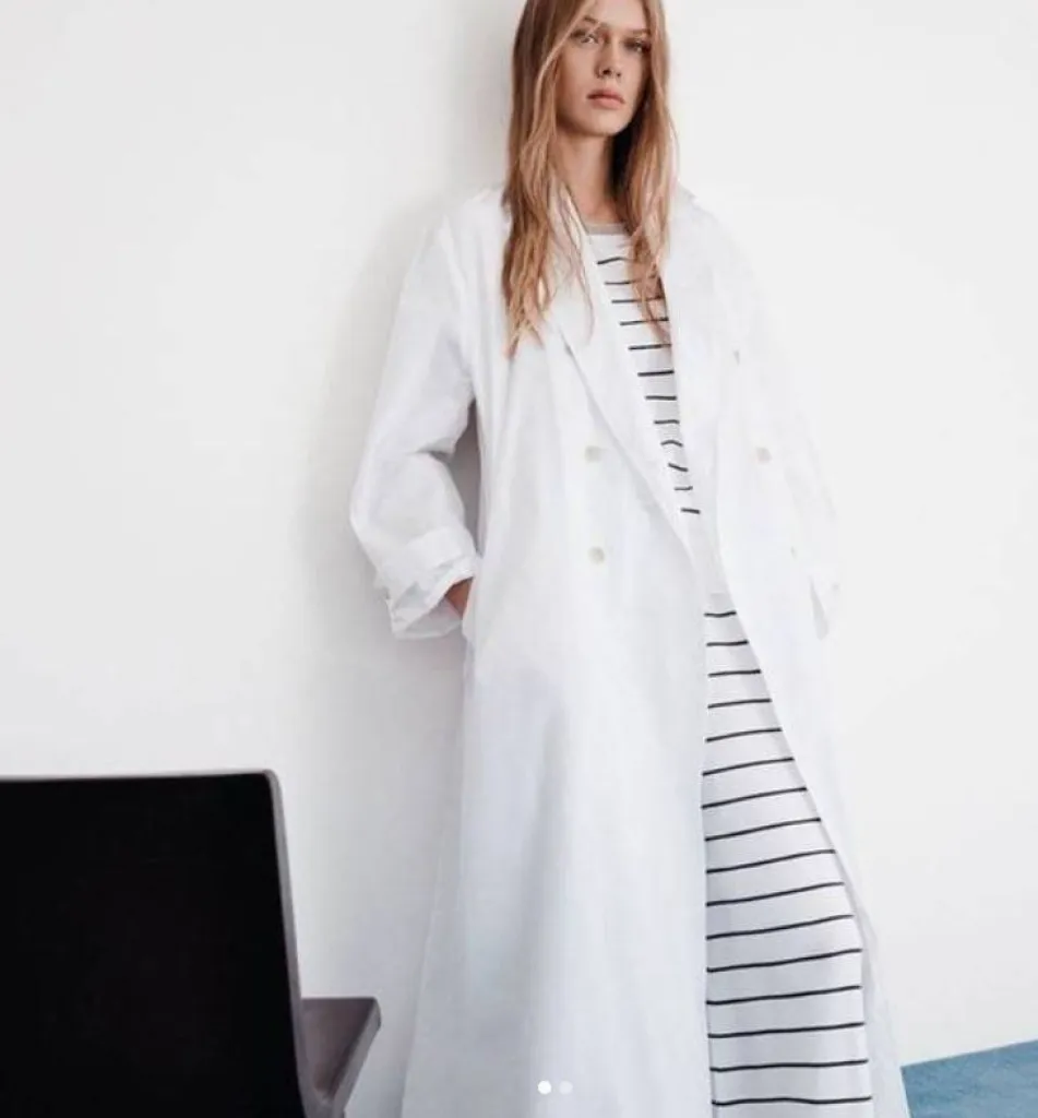 Fabiana Filippi c'est une manière d'être et celui de Fabiana Filippi est sobre et raffiné.