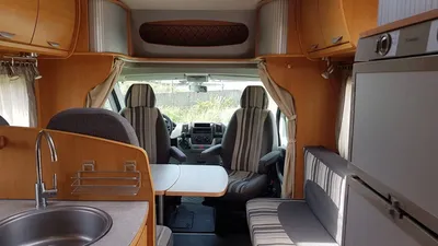 VENDU CAMPING-CAR PROFILE BAVARIA T67, LIT A LA FRANCAISE, 4 COUCHAGES