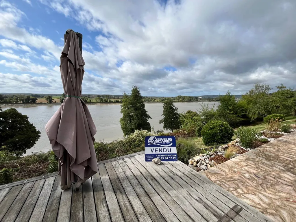 Notre zone d'activité pour ce serviceÀ vendre maison ancienne avec cheminée