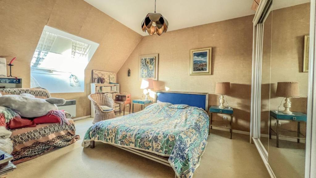 T4 de 105 m2 avec terrasse, parking couvert et cave à ROUEN