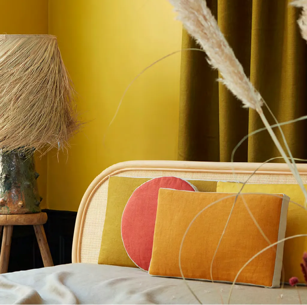 Nobilis, une entreprise familiale fondée en 1928 par Adolphe Halard, qui crée une boutique de papiers peints au numéro 29 de la rue Bonaparte.