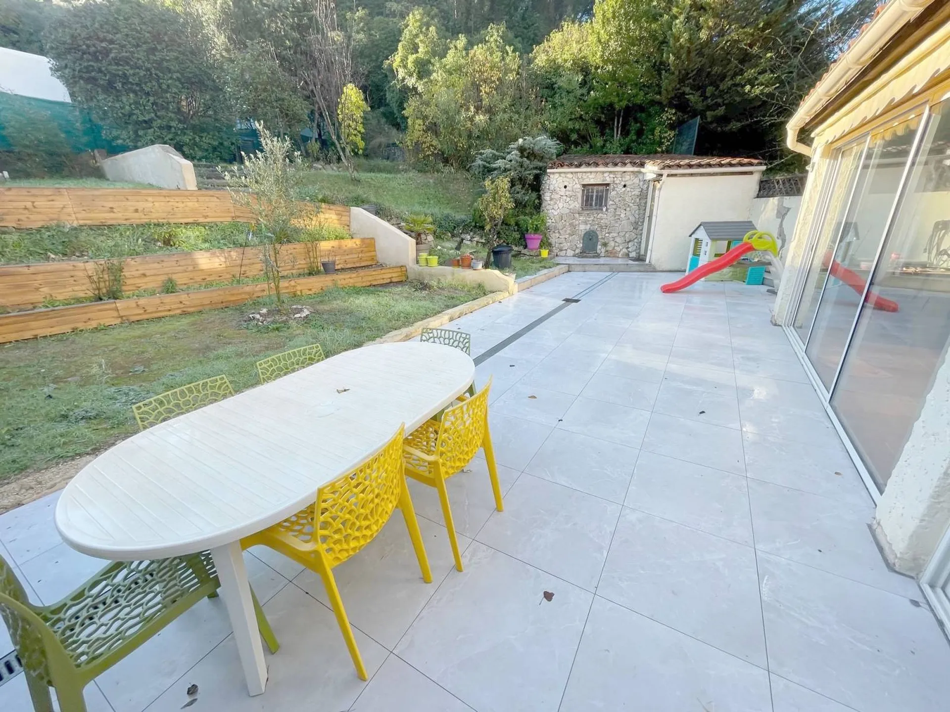 Vente maison Carnoux en Provence au calme, avec dépendance et garage aménagé