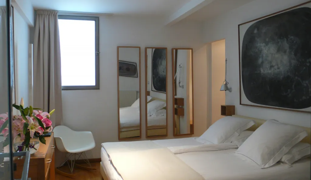 Maison avec terrasse à Avignon intramuros    