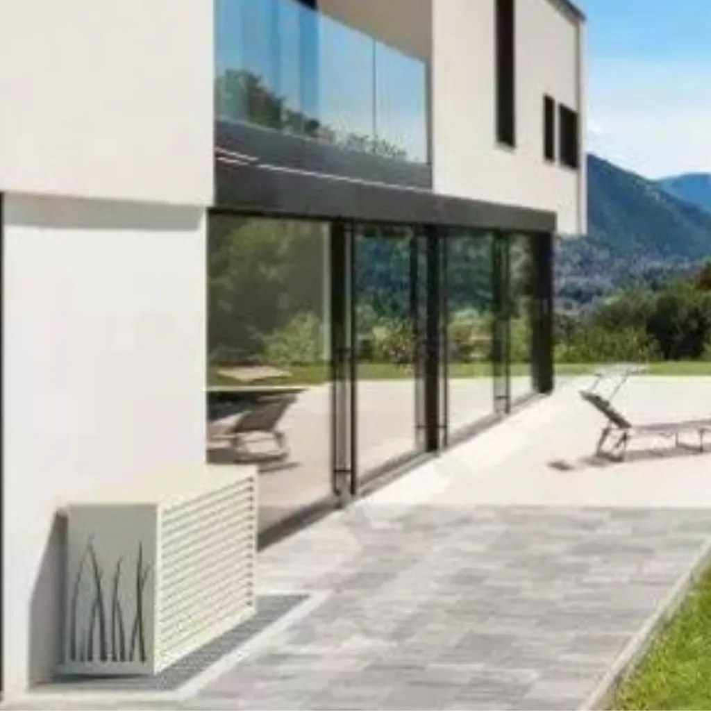 Installation de climatisation réversible Mitsubishi à six fours les plages et dans le Var
