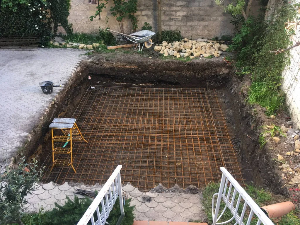 Réalisation d'une piscine sur mesure en béton à Salon de Provence