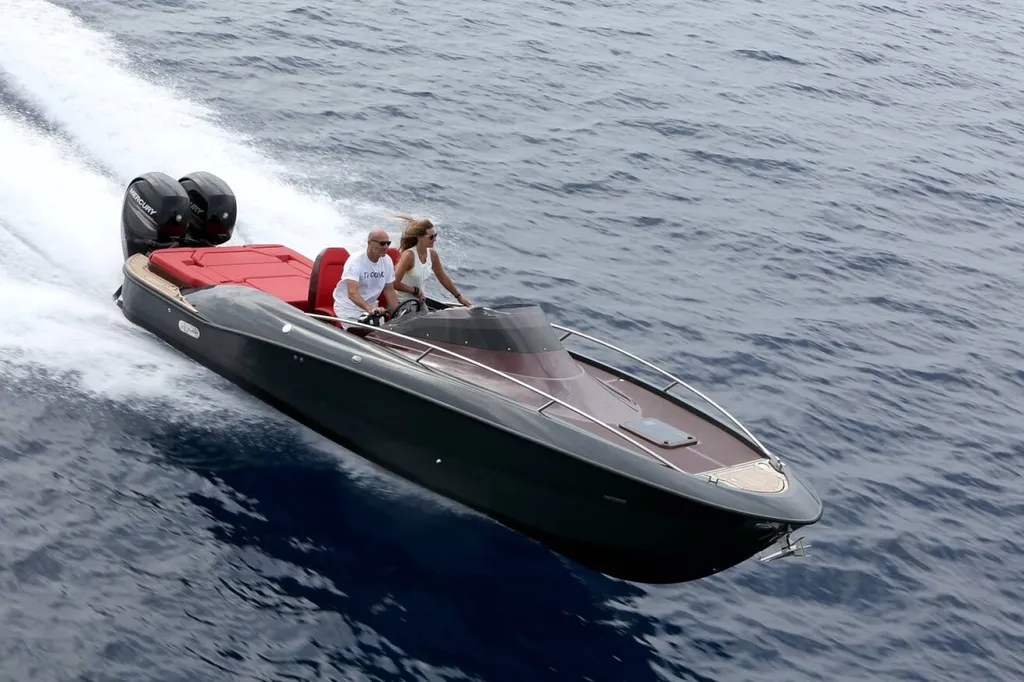 Libra cabin 750 de Clear à vendre en Martinique