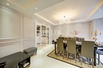 Maison agréable, efficiente thermiquement, terrain plat et cuisine d'été , garage double et dépendance.