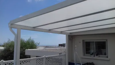 Pergola a toit fixe sur mesure 06