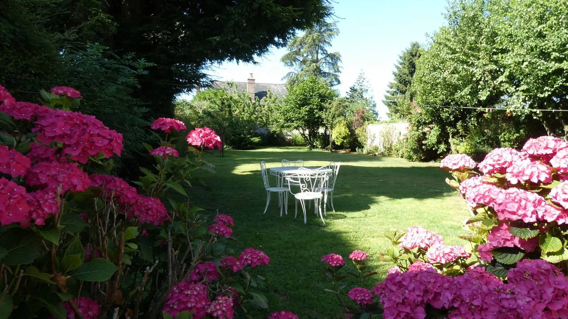 A vendre maison de Maître entièrement rénovée; gîte indépendant, dépendances. 76 NORMANDIE