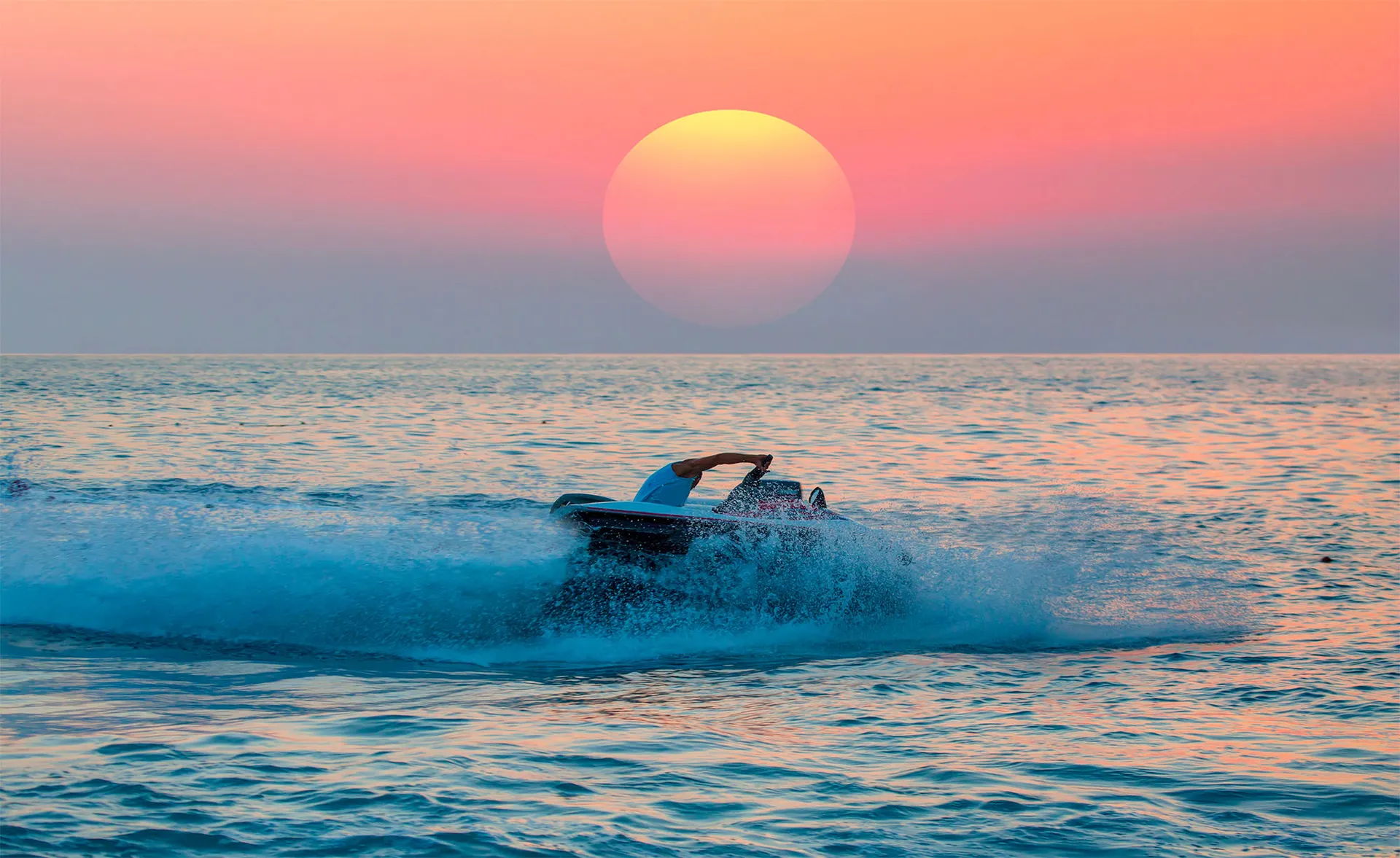 Sunset Jet : Votre spécialiste des activités nautiques dans les Pyrénées-Orientales