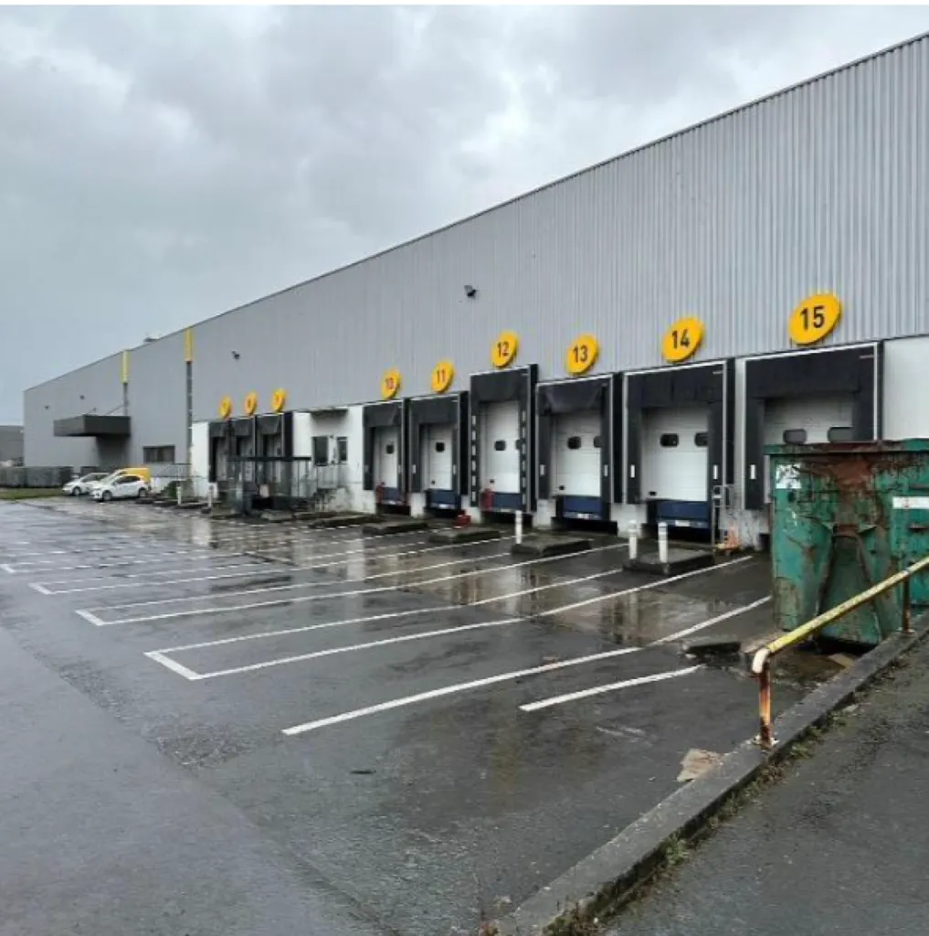 MONDEVILLE - Bureaux et activités à louer