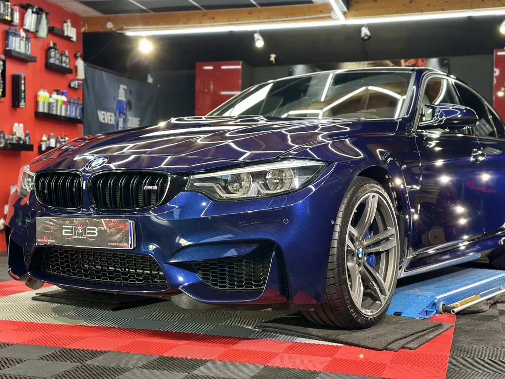 Detailing auto lyon traitement céramique carrosserie BMW M3
