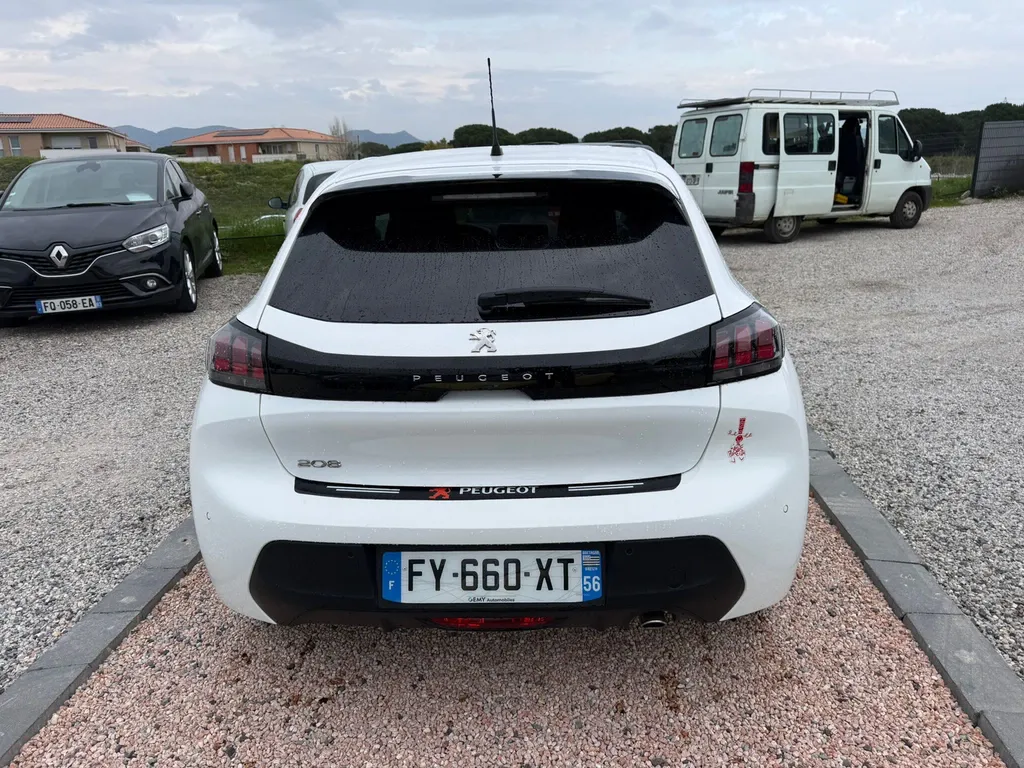 PEUGEOT 208 STYLE 1.2 THP 100CV 
