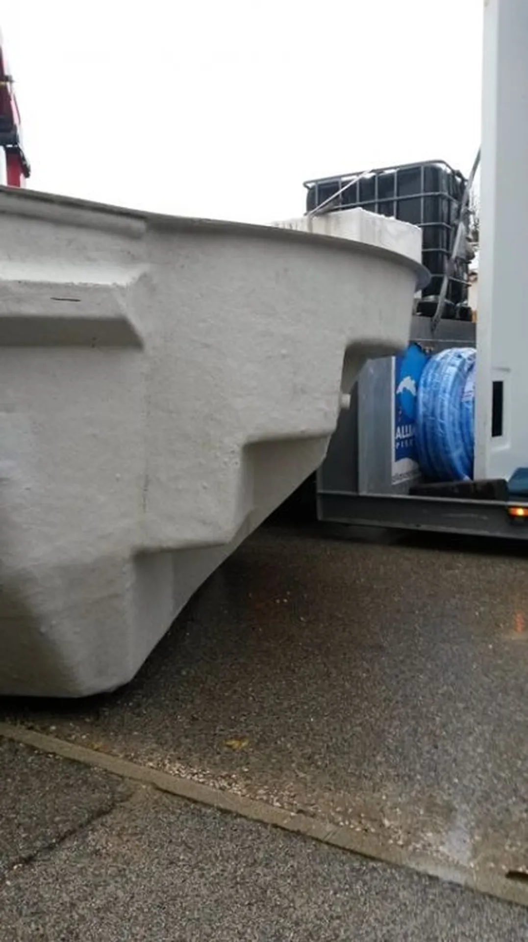 livraison de deux piscines à la fois à Salon de Provence