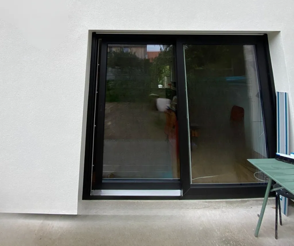 Levant coulissant en PVC sur mesure à Mérignac installé  par Aquit'M