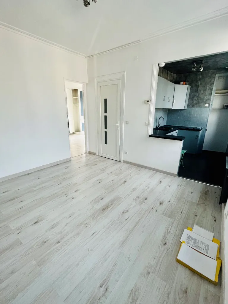 A louer F2 situé route de neufchâtel à Rouen, 485€ charges comprises
